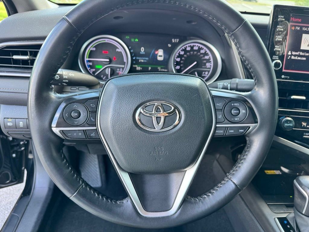 Used 2023 Toyota Camry XLE w/ Cold Weather Package FWD image 11