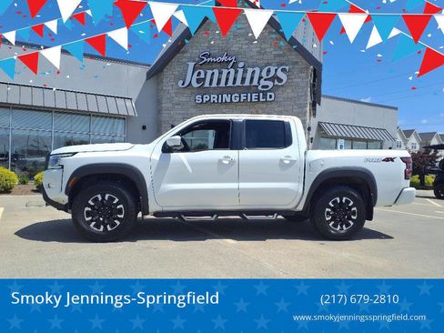 Used 2023 Nissan Frontier PRO-4X w/ Tow Package AWD/4WD image 1