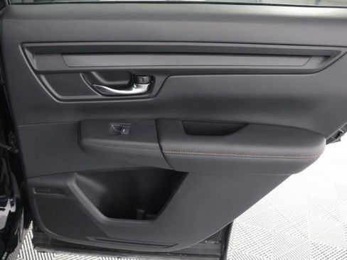 Certified 2025 Honda CR-V Sport image 28