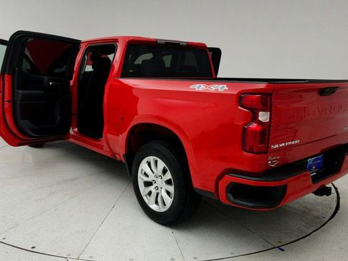 Certified 2024 Chevrolet Silverado 1500 Custom AWD/4WD image 12