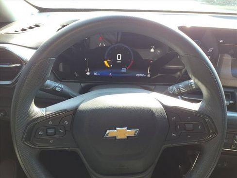 Used 2024 Chevrolet TrailBlazer LS image 11