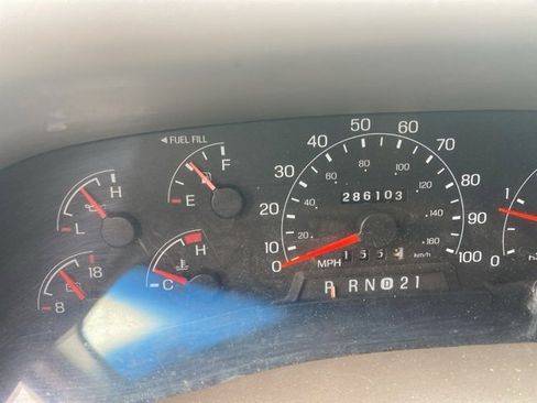 Used 2000 Ford F250 Lariat image 14