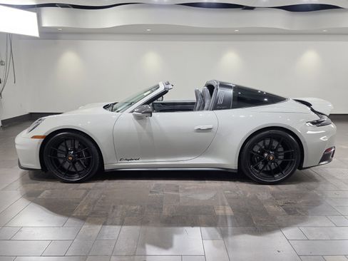 Used 2026 Porsche 911 Targa 4 GTS AWD/4WD image 3