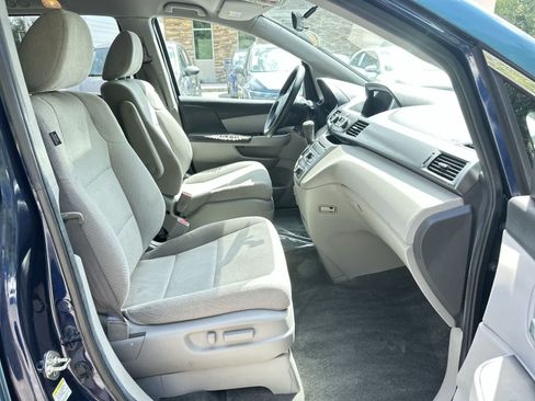 Used 2014 Honda Odyssey LX image 16