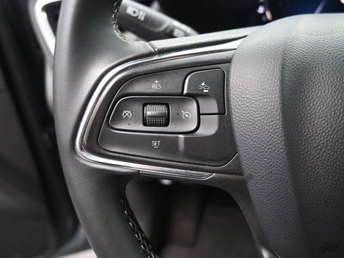 Used 2025 Buick Encore GX Preferred image 14