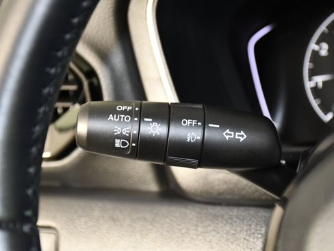 Certified 2025 Honda Pilot Touring image 23