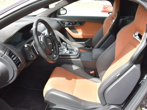 Used 2023 Jaguar F-TYPE R image 15