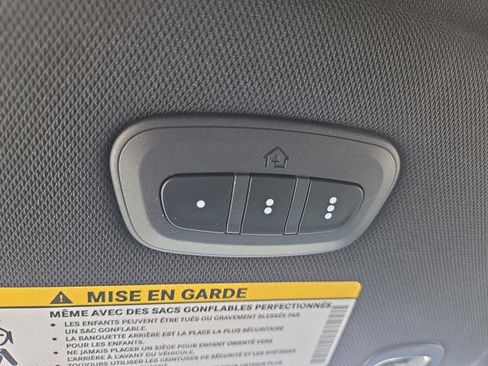 New 2026 Chrysler Pacifica Select w/ S Appearance Package image 24