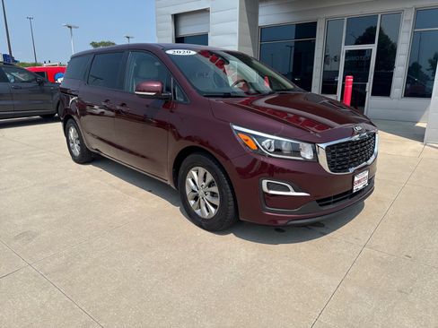 Used 2020 Kia Sedona LX FWD image 8