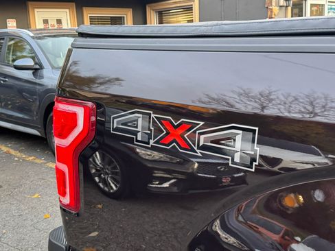 Used 2019 Ford F150 XLT w/ Equipment Group 302A Luxury image 27