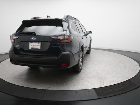 Used 2025 Subaru Outback Premium w/ Popular Package #1A AWD/4WD image 13