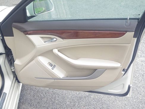Used 2011 Cadillac CTS Luxury AWD/4WD image 33