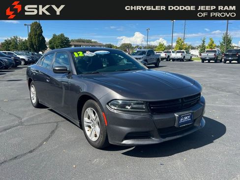 Used 2021 Dodge Charger SXT w/ Leather Interior Group image 5