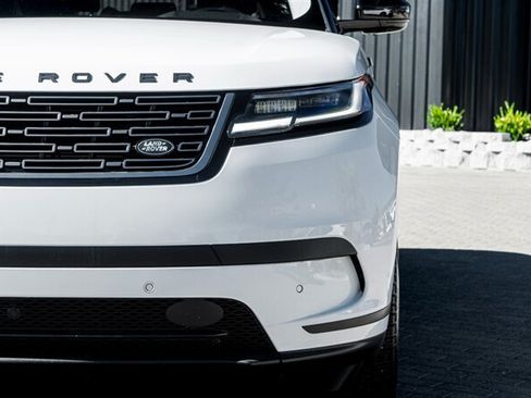 Used 2024 Land Rover Range Rover Velar S AWD/4WD image 9
