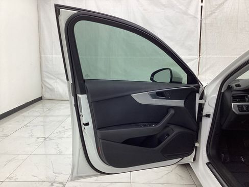 Used 2017 Audi A4 2.0T Premium image 18