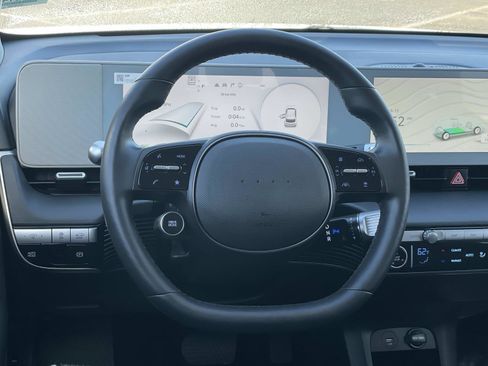 Certified 2024 Hyundai Ioniq 5 SEL image 7