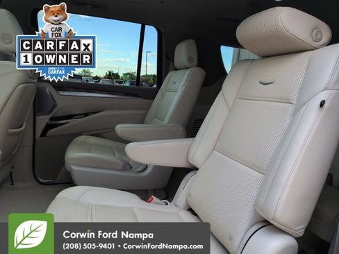 Used 2025 Cadillac Escalade ESV Sport Platinum w/ LPO, Floor Liner Package AWD/4WD image 26