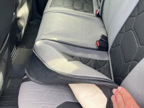 Used 2021 Toyota Tacoma TRD Off-Road w/ Technology Package image 10