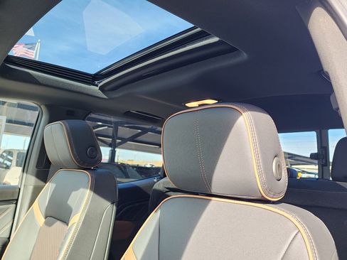 New 2026 GMC Canyon AT4 w/ Technology Plus Package image 16