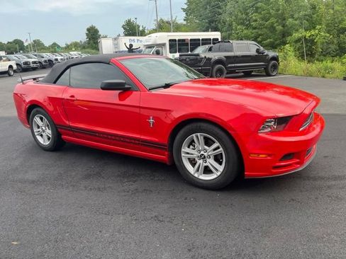 Used 2014 Ford Mustang Convertible w/ Equipment Group 102A RWD image 3