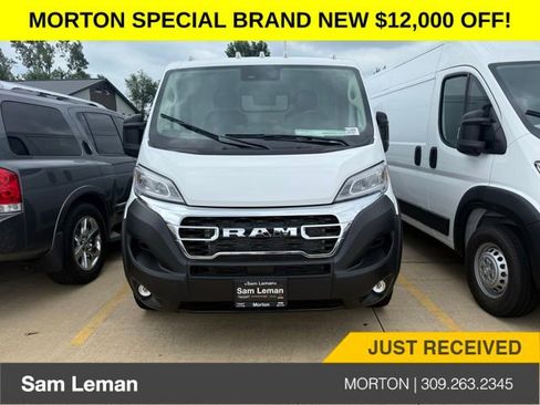 New 2025 RAM ProMaster 1500 w/ Quick Order Package 22G SLT image 2