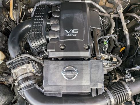 Used 2018 Nissan Frontier SV w/ Value Truck Package RWD image 13