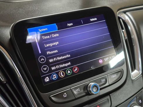 Used 2020 Chevrolet Malibu Premier image 30