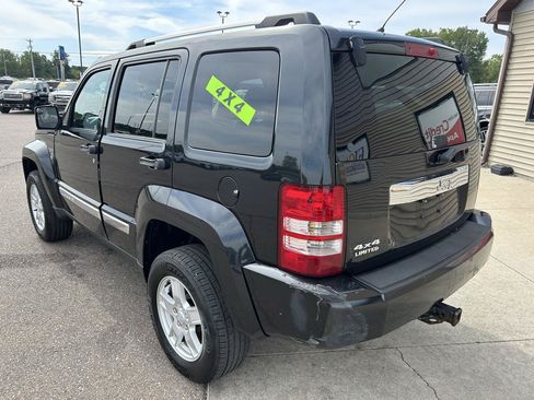 Used 2012 Jeep Liberty Limited Jet w/ Comfort/Convenience Group AWD/4WD image 7