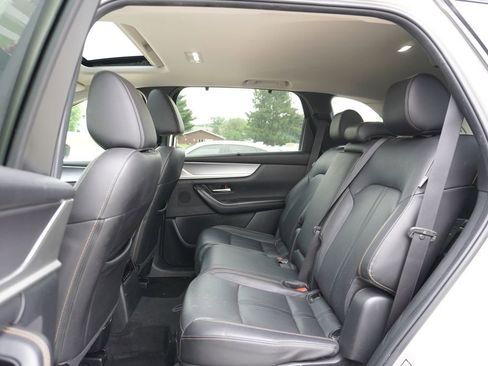 Used 2024 MAZDA CX-90 3.3 Turbo w/ Preferred Plus AWD/4WD image 4