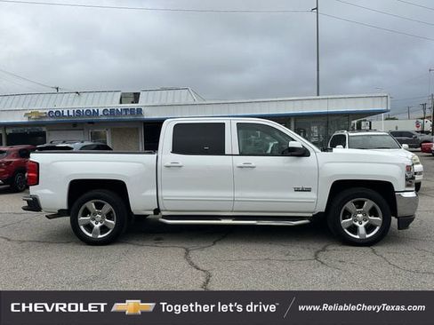 Used 2018 Chevrolet Silverado 1500 LT w/ Texas Edition image 2