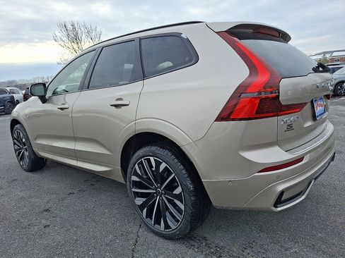 New 2026 Volvo XC60 T8 Ultra w/ Protection Package Premier image 3