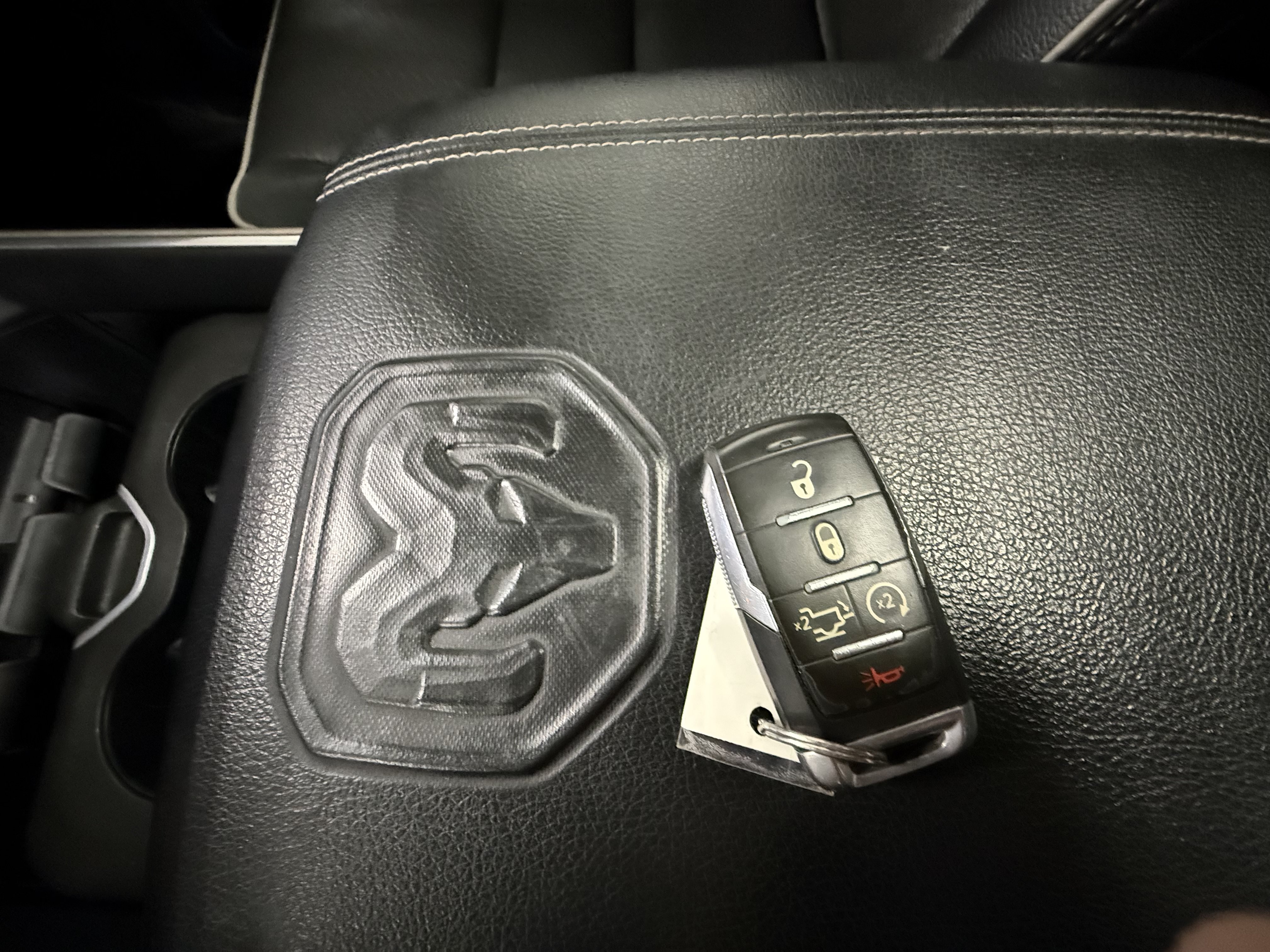 Used 2020 RAM 1500 Laramie AWD/4WD image 24