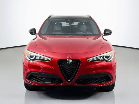 Used 2023 Alfa Romeo Stelvio Veloce AWD/4WD image 2