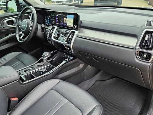 Used 2023 Kia Sorento SX FWD image 24