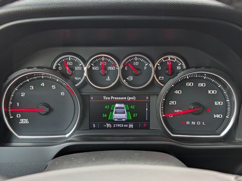 Certified 2021 Chevrolet Silverado 1500 LT Trail Boss w/ Bed Protection Package AWD/4WD image 16