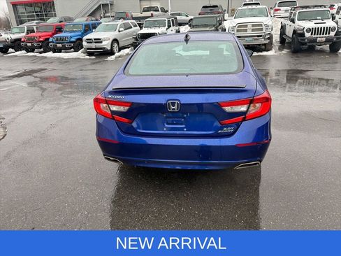 Used 2021 Honda Accord Sport image 5