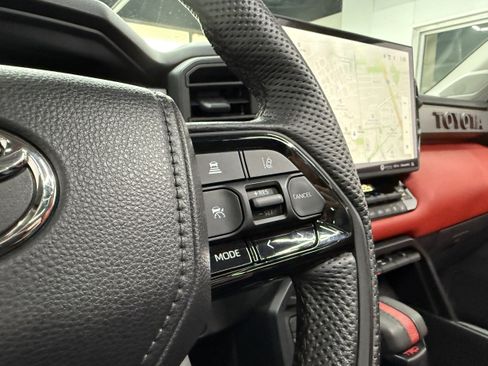 Used 2023 Toyota Tundra Limited image 20