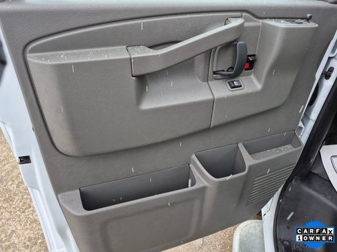 Certified 2024 GMC Savana 2500 Work Van w/ Driver Convenience Package image 13
