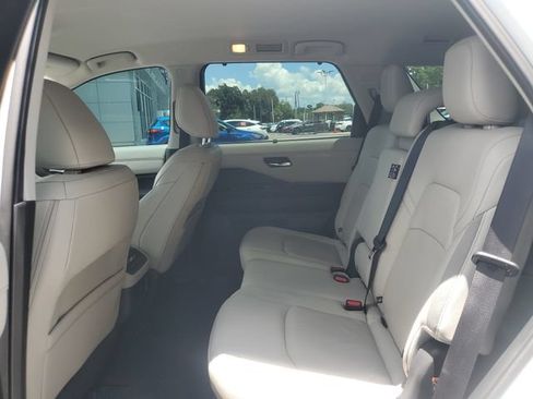 Certified 2023 Nissan Pathfinder SL FWD image 10
