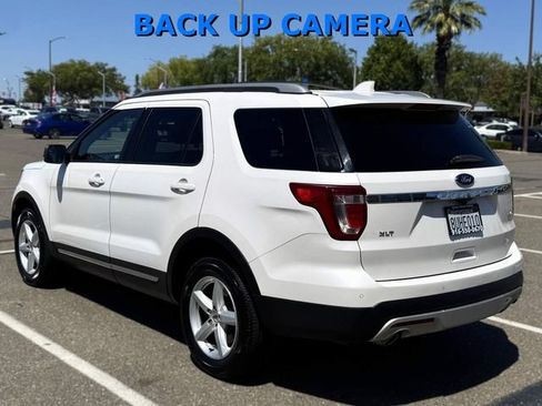 Used 2017 Ford Explorer XLT AWD/4WD image 7