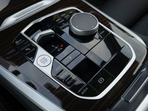 New 2026 BMW X5 sDrive40i w/ Parking Assistance Package image 9