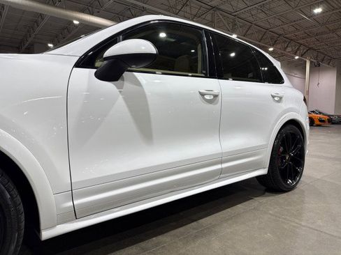 Used 2013 Porsche Cayenne GTS image 27