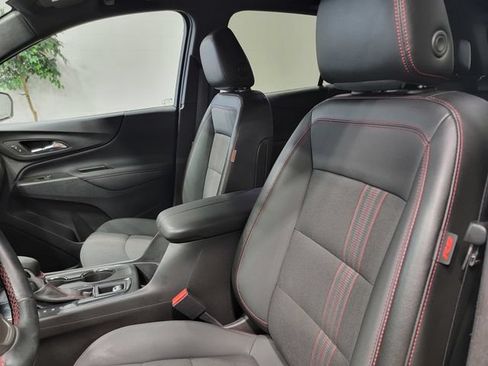 Certified 2023 Chevrolet Equinox RS FWD image 12