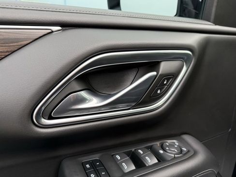 Used 2021 Chevrolet Tahoe LT w/ Rear Media and Nav Package image 21