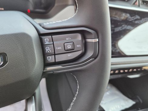 New 2026 Jeep Cherokee Limited image 22