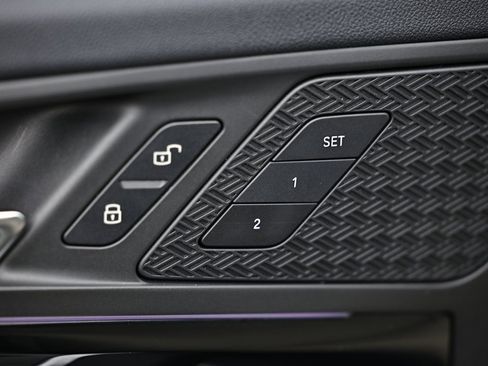 Used 2023 BMW X1 xDrive28i image 16