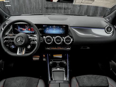 New 2026 Mercedes-Benz GLA 35 AMG 4MATIC image 22