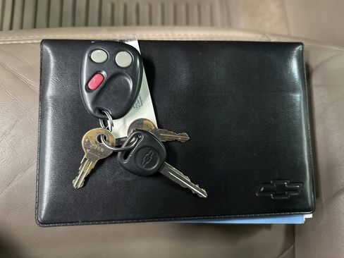 Used 2003 Chevrolet Silverado 1500 LT w/ Skid Plate Package image 38