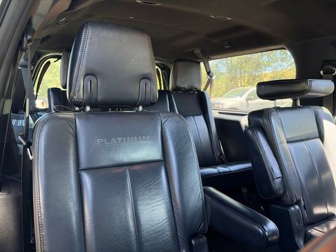 Used 2016 Ford Expedition Max Platinum AWD/4WD image 30