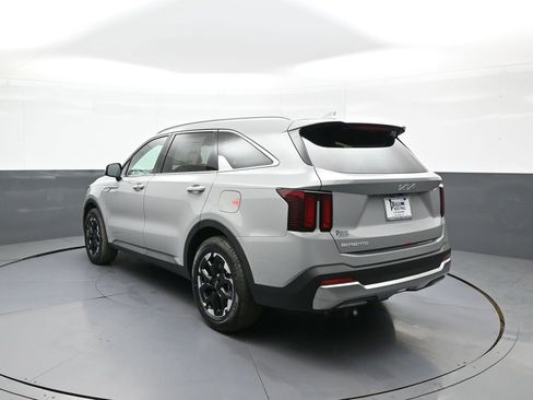 New 2026 Kia Sorento S AWD/4WD image 8